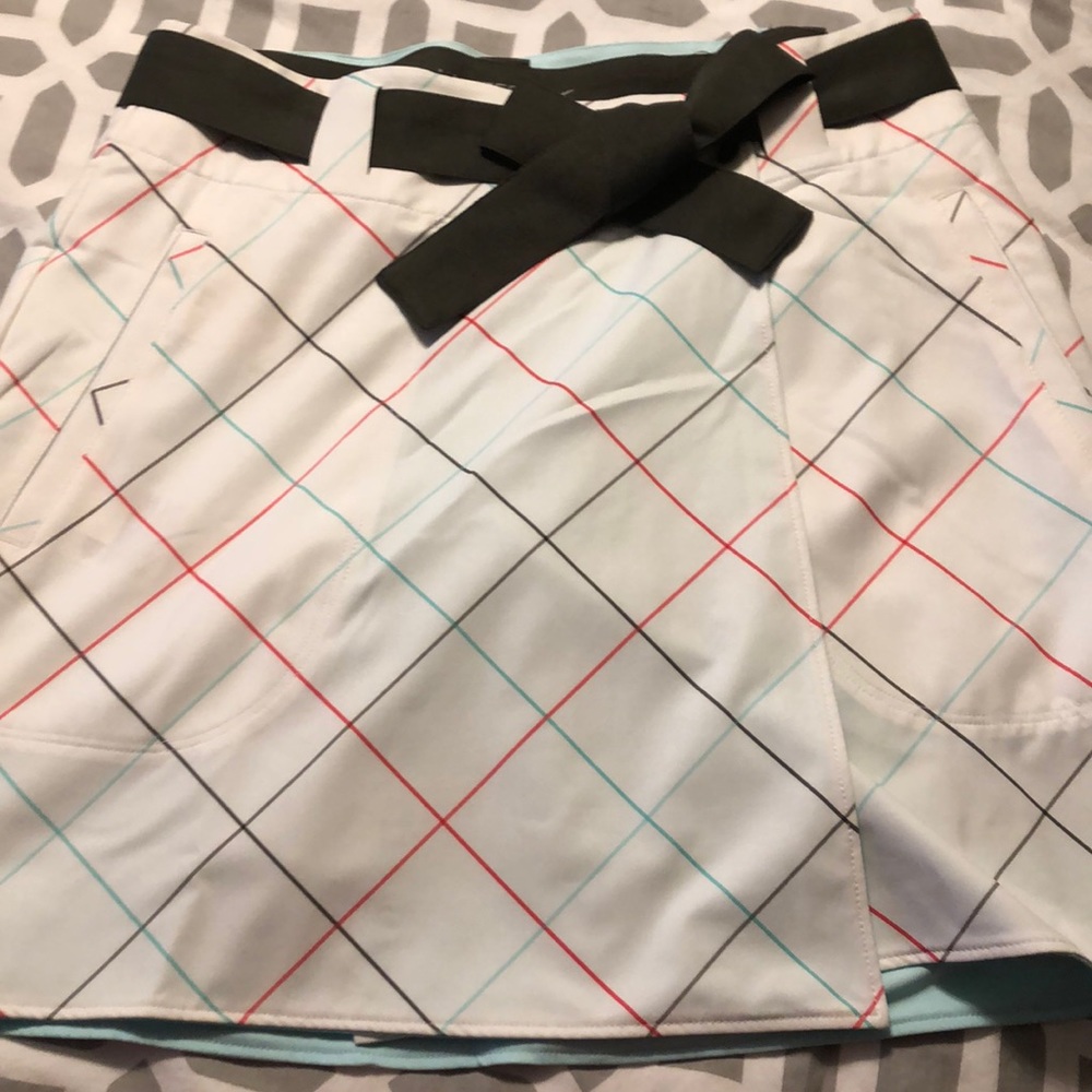 women’s skirt